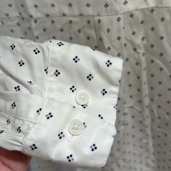 Uniqlo white button down top with purple geometric detail EUC - Picture 5 of 5